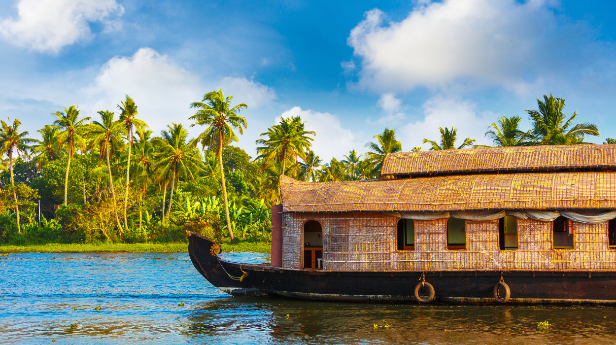 Kerala-backwaters-golden-triangle-tour